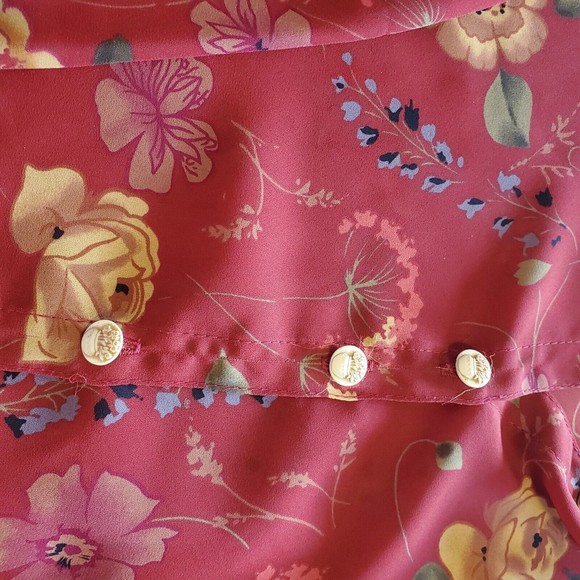 Coldwater Creek Red Floral Button Up Dress Shirt Blouse Petite Small - Picture 4 of 8